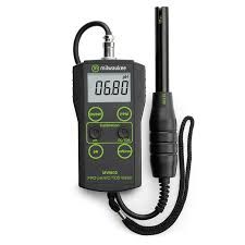 Milwaukee MW802 pH / İletkenlik / TDS Ölçer 0.0... 14.0 pH / 0.00... 6.00 mS/cm / 0... 4000 ppm