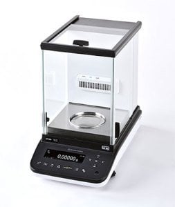 SHIMADZU AP-224W-AD Analitik Terazi ‘Dahili Kalibrasyon’ 220 Gr / 0.0001 g ( 0.1 mg )