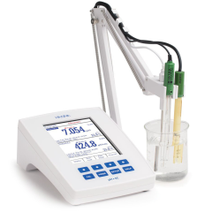 HANNA HI5521-02 Laboratuvar Araştırma Sınıfı Tezgahüstü pH / mV ve EC / TDS / Tuzluluk / Direnç Ölçer